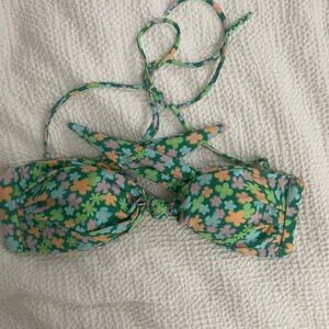 Skatie Napali Lyndi Top in size Small